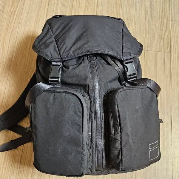 [BUNJANG] Blancob Double Clasp Backpack Olive Grey / 블랭코브 더블클라스프 백팩 올리브그레이