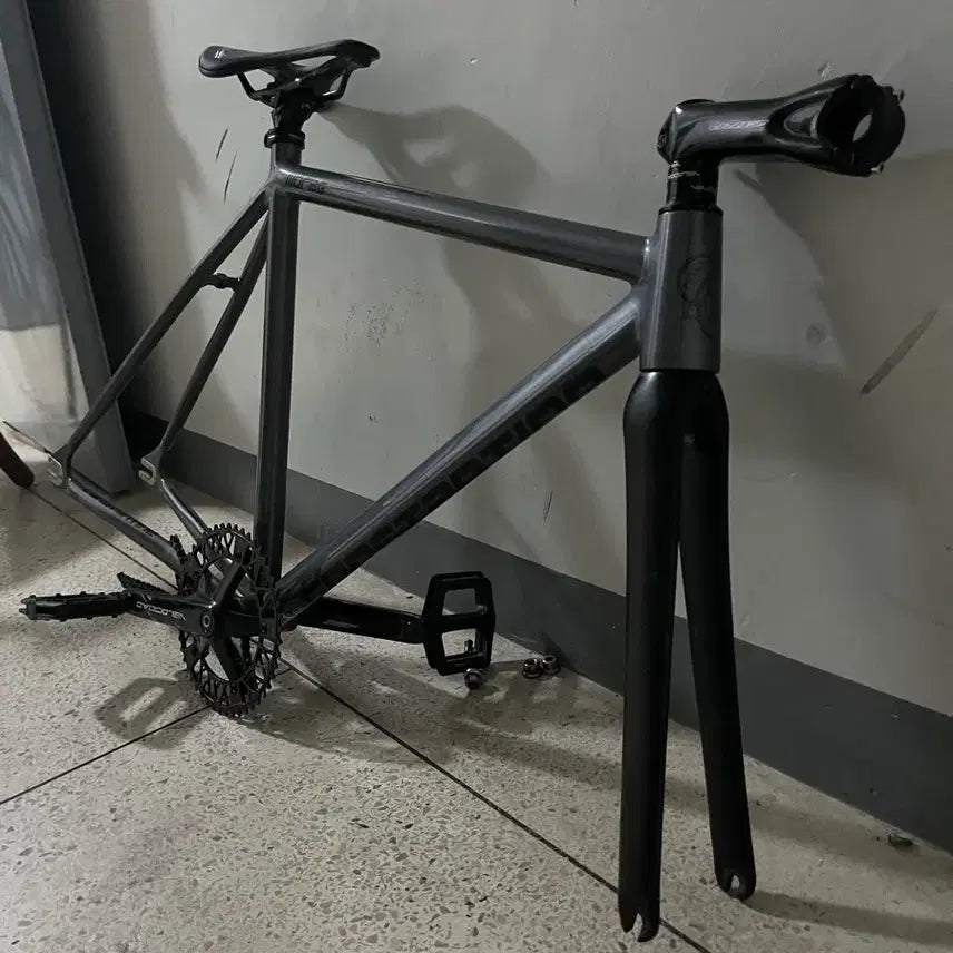[BUNJANG] 2023 Constantine Drag Bicycle Frame (Polished Silver) / 2023콘스탄틴 드래그 반차 (안팔림)