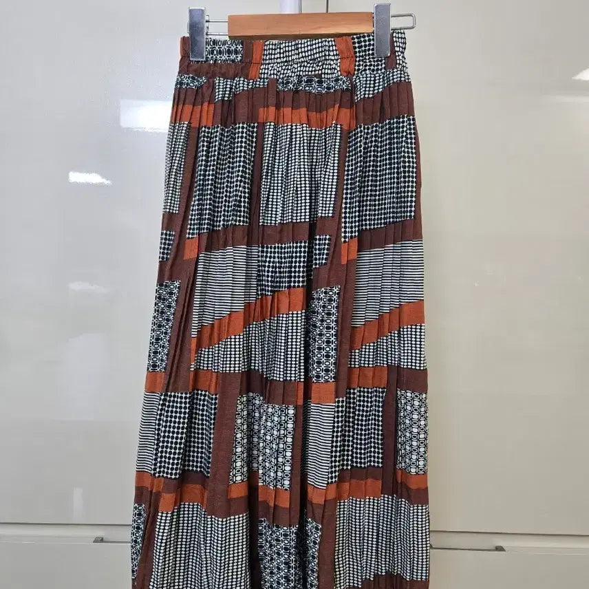 [BUNJANG] Patchwork Pattern Pleated Long Skirt / 패치워크 패턴 플리츠 롱 스커트