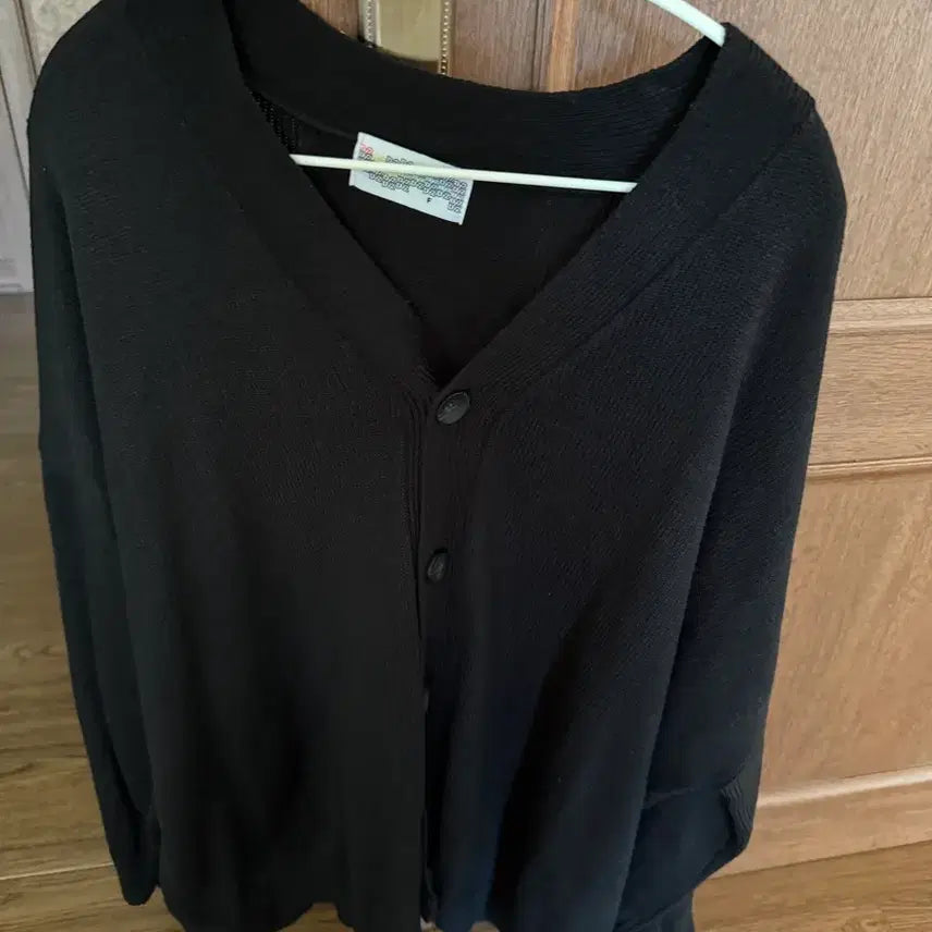 [BUNJANG] Simple Black Cardigan / 블랙 가디건 3천원 새상품