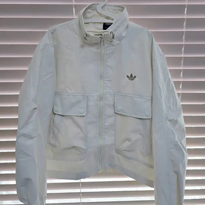 [BUNJANG] Adi Wind Jacket Neck String (Ivory) / 아디윈드자켓 넥 스트링 (아이보리 새상품)