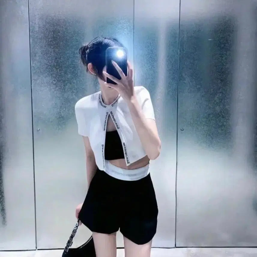[BUNJANG] Alexander Wang Logo Cropped Cardigan / 알렉산더왕 로고 크롭 가디건