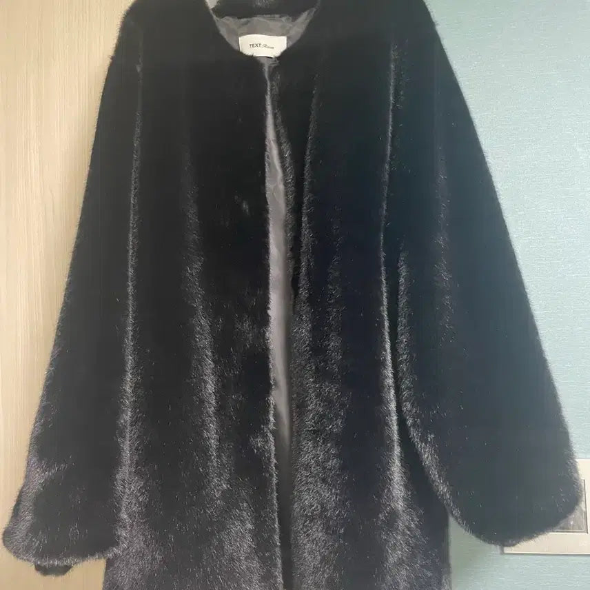 [BUNJANG] TEXTURE ROOM Faux Fur Jacket Black / 텍스트룸 퍼자켓
