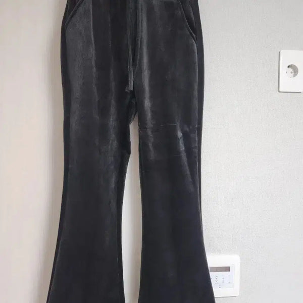 [BUNJANG] Velvet Bootcut Training Pants Set (3 Colors) / 3종 세트 벨벳 부츠컷 트레이닝 바지  일괄.새상품