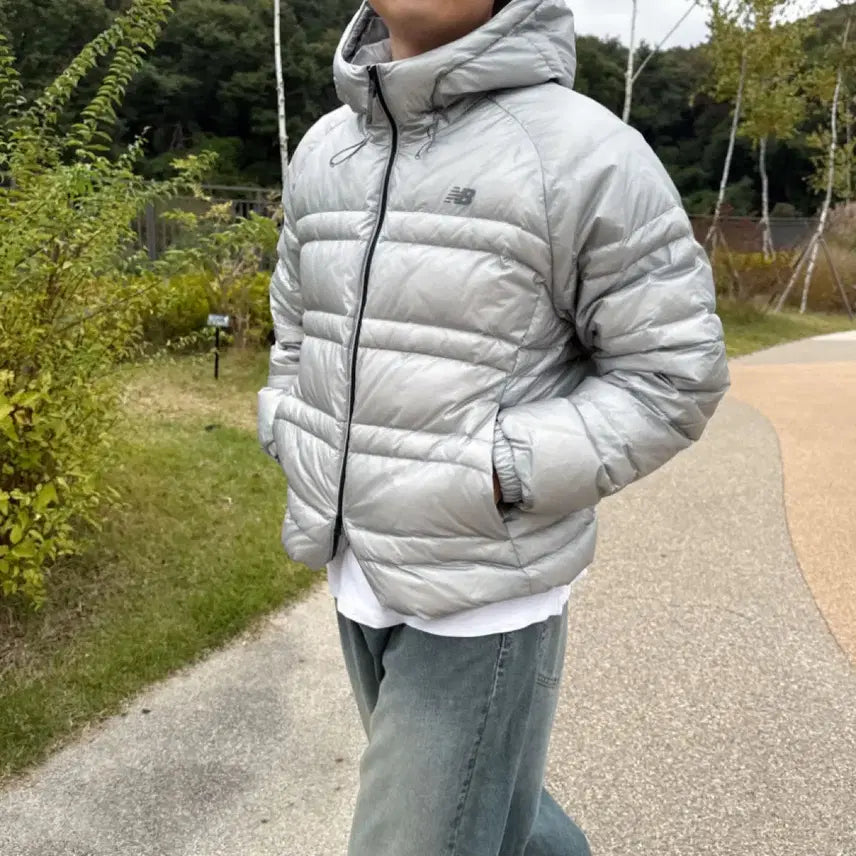 [BUNJANG] New Balance Flying 77 Lightweight Down Jacket - Light Grey Silver, Size 100 / 뉴발란스 플라잉77 경량패딩