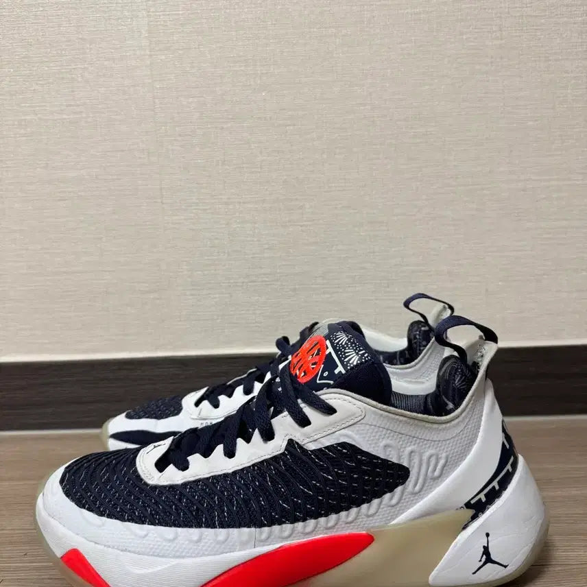 [BUNJANG] Jordan Luka 1 Quai 54 / 조던 루카1 콰이 54