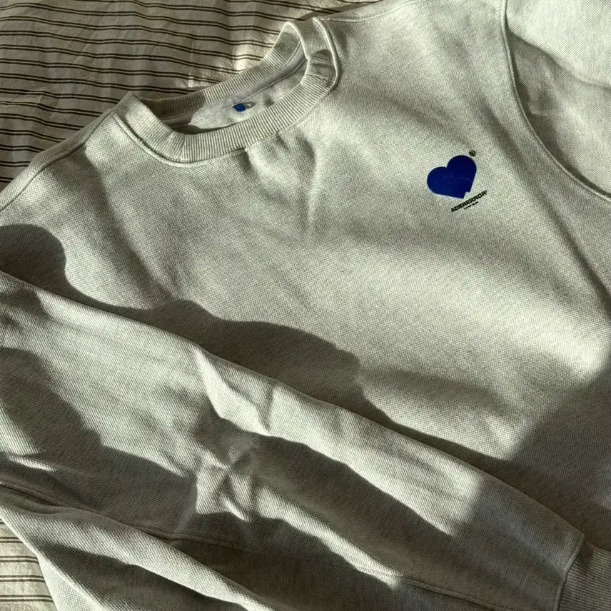 [BUNJANG] Ader Error Twin Heart Logo Sweatshirt Oatmeal / [A1] 아더에러 트윈 하트 로고 맨투맨 오트밀