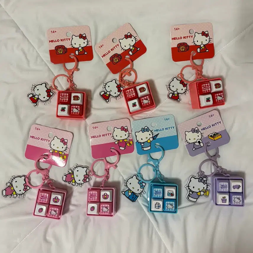 [BUNJANG] Hello Kitty Keycap Keychain / 키티 키캡 키링