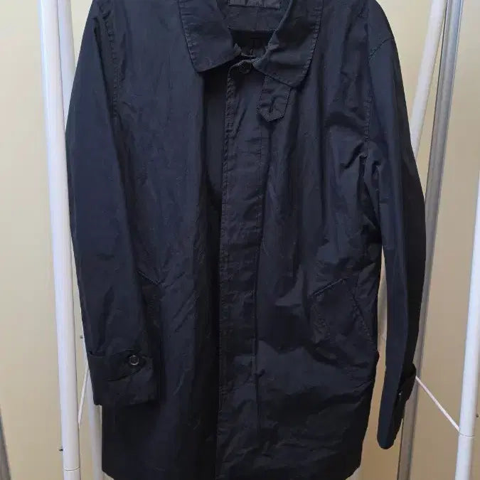 [BUNJANG] Giordano Half Trench Jacket Black Unisex / 지오다노 하프 트렌치 자켓 블랙 / 남녀공용