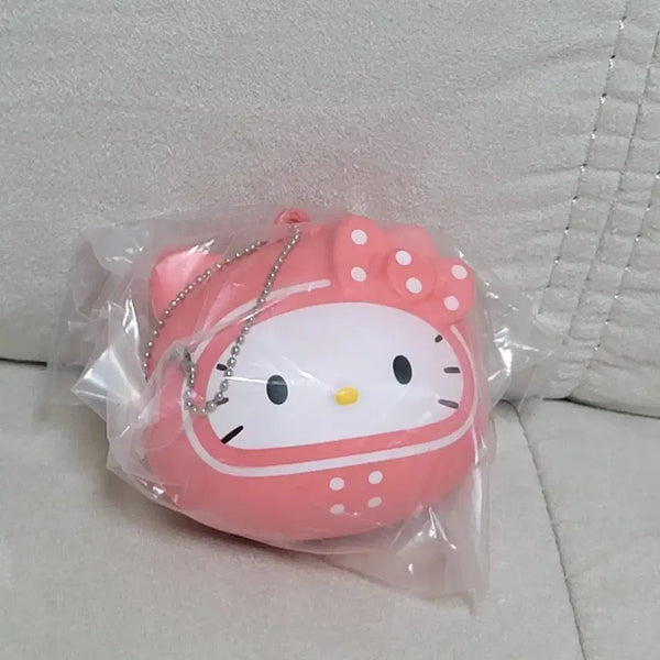 [BUNJANG] Olive Young On:The Body Hello Kitty Squishy Keyring / 올리브영 온그리디언츠 헬로키티 스퀴시 말랑이 키링