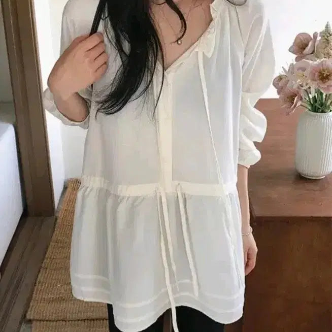 [BUNJANG] PETRICORE Eve Raglan Strap Long Blouse / 페트리코어 이브 레글런 스트랩 롱 블라우스