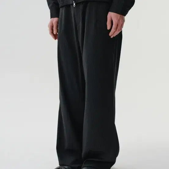 [BUNJANG] Dive In Stripe Flare Pants Slacks / 다이브인 스트라이프 플레어 팬츠 슬랙스 1