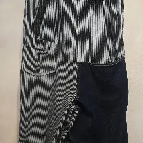 [BUNJANG] Striped Denim Wide Jumpsuit / 간지나는 스트라이프 데님 와이드 점프슈트
