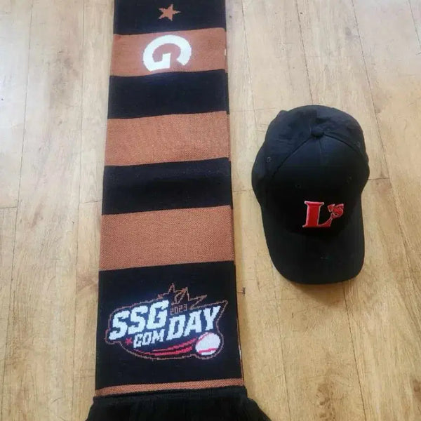 [BUNJANG] SSG Landers Baseball Cap & Scarf Bundle / SSG 랜더스 야구모자 머플러 일괄 판매합니다