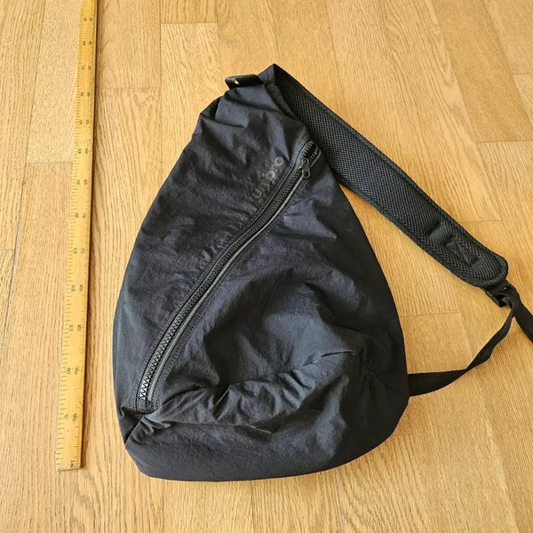 [BUNJANG] Umbro Sling Bag Black / 엄브로슬링백