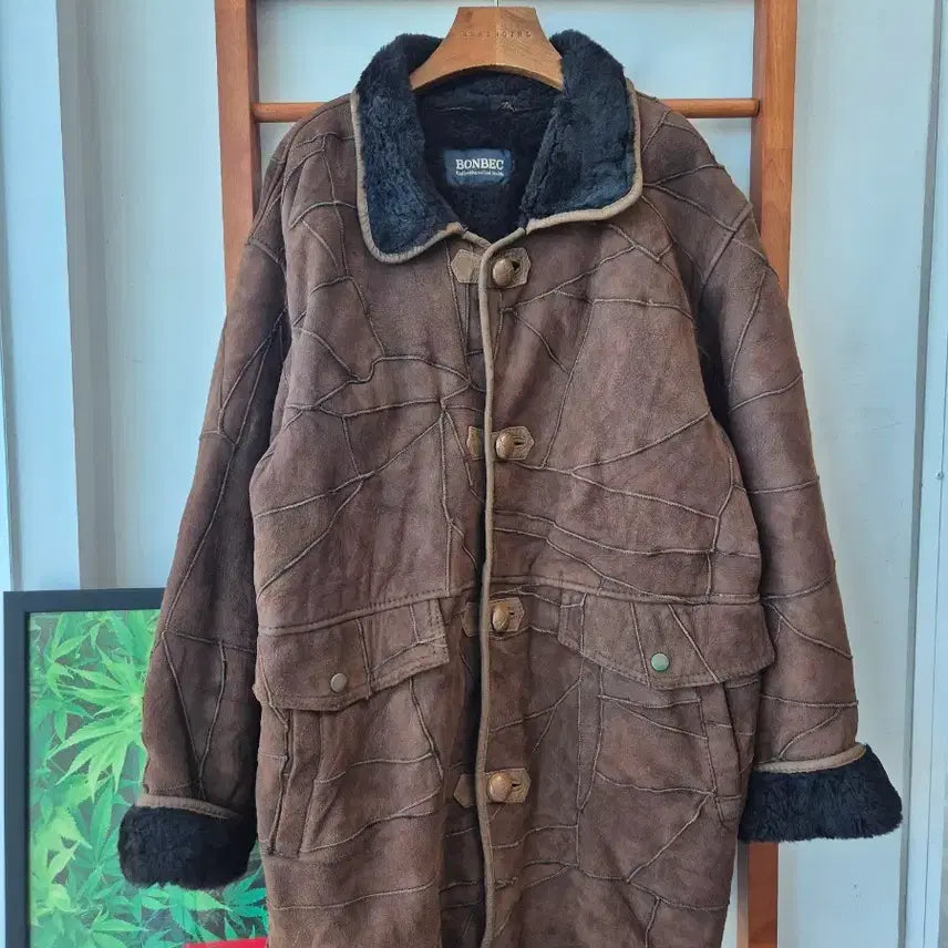 [BUNJANG] BONBEC Vintage Patch Detail Shearling Lined Mustang Jacket / (JPN VTG)BONBEC 패치크랙 무스탕