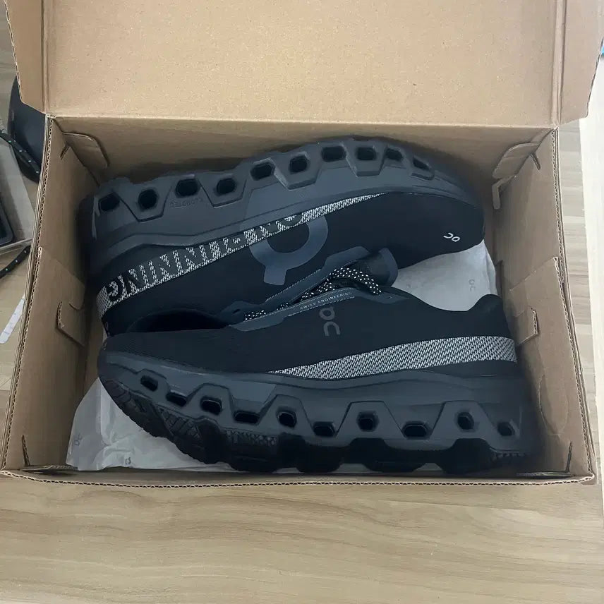 [BUNJANG] On Cloudmonster 2 Running Shoes Black 265mm / 온 클라우드몬스터 2 블랙 러닝화 265mm