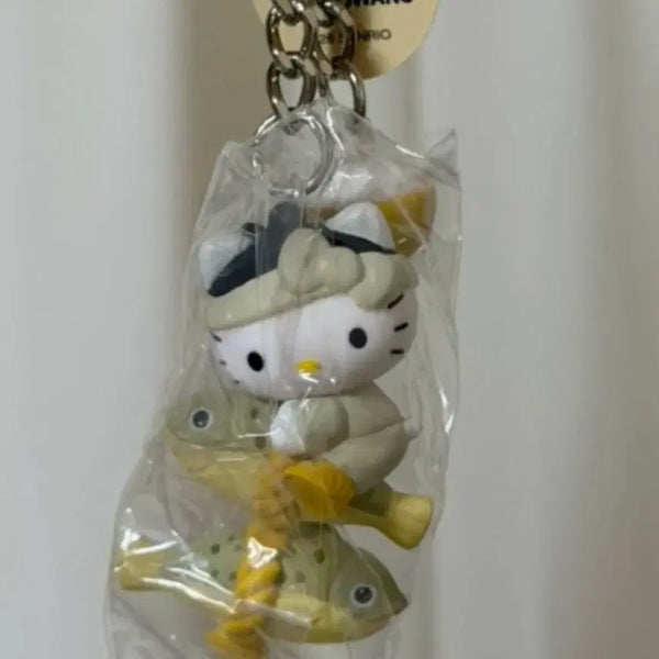 [BUNJANG] Hello Kitty Gwangju Gulbi Keyring / 올리브영 헬로키티 영광 굴비 키링