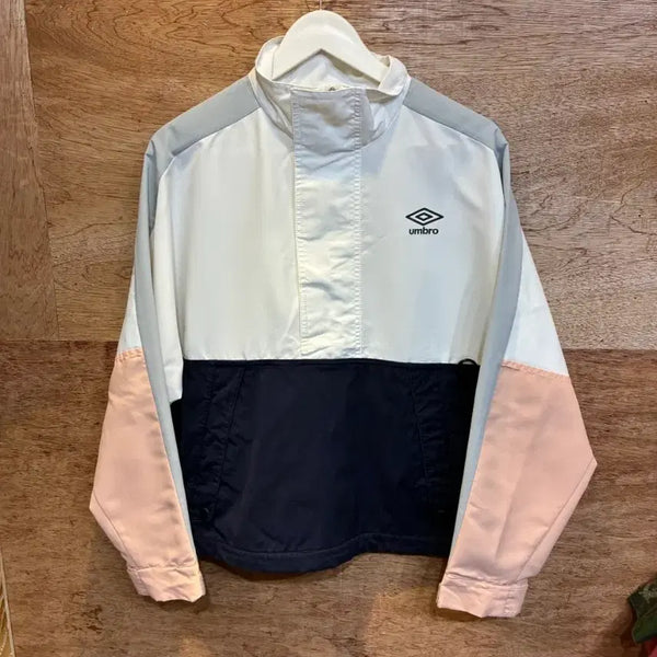 [BUNJANG] Umbro Anorak Jacket Windbreaker Size 90 / 엄브로 바람막이 아노락 자켓 90사이즈