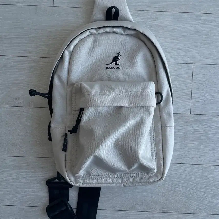 [BUNJANG] Kangol Crossbody Sling Bag / (새상품) 캉골 크로스백 슬링백