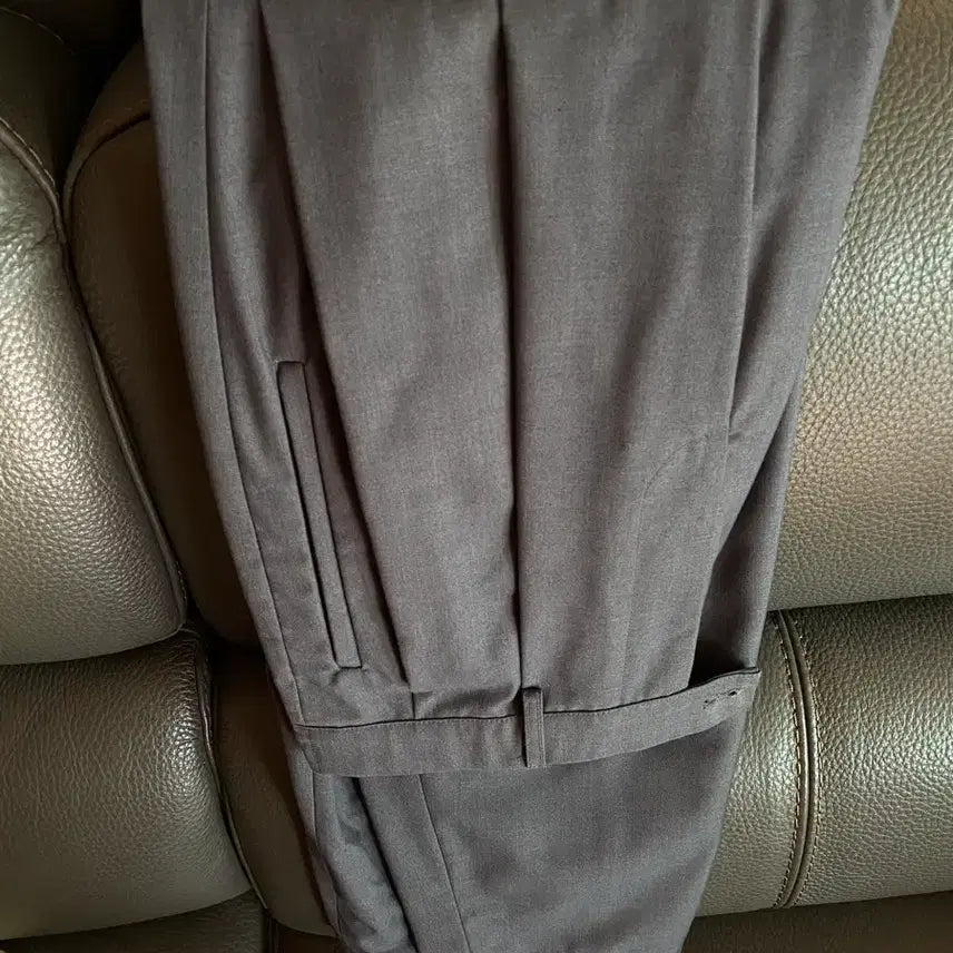 [BUNJANG] Bearded Kid Silhouette Pants Grey / 비얼디드키드 실루엣 팬츠