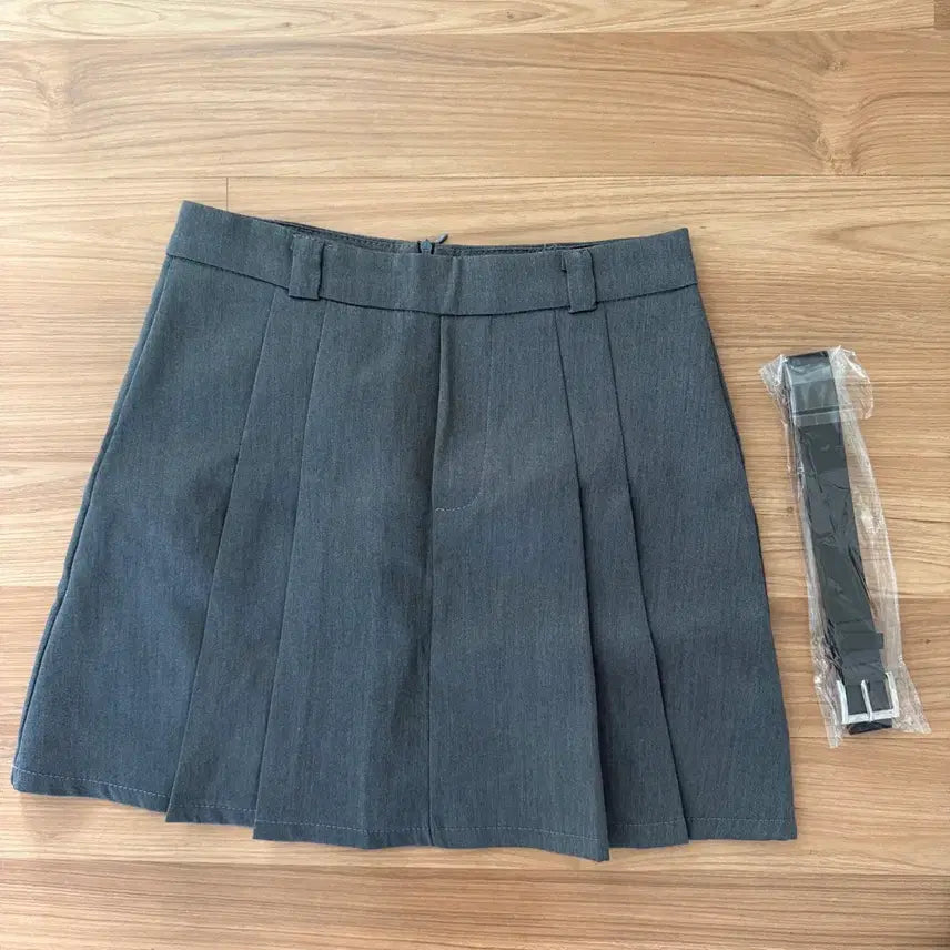 [BUNJANG] Gray Pleated Skirt / 그레이 플리츠 스커트