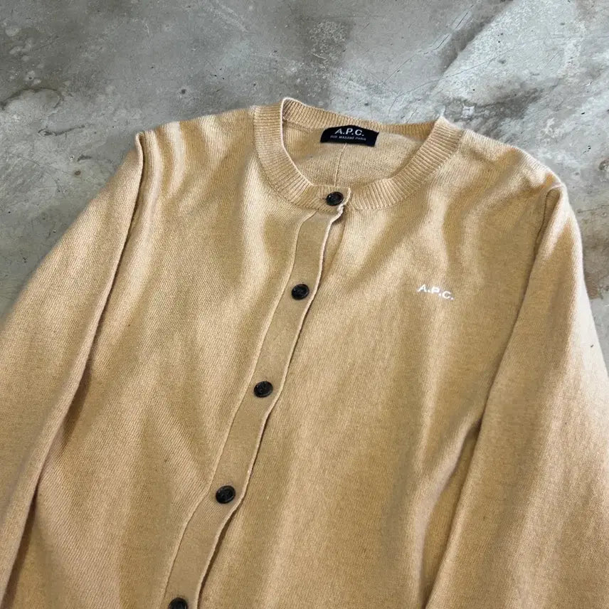 [BUNJANG] A.P.C. Women's Brown Knit Cardigan / A.P.C 여성용 브라운 니트 가디건