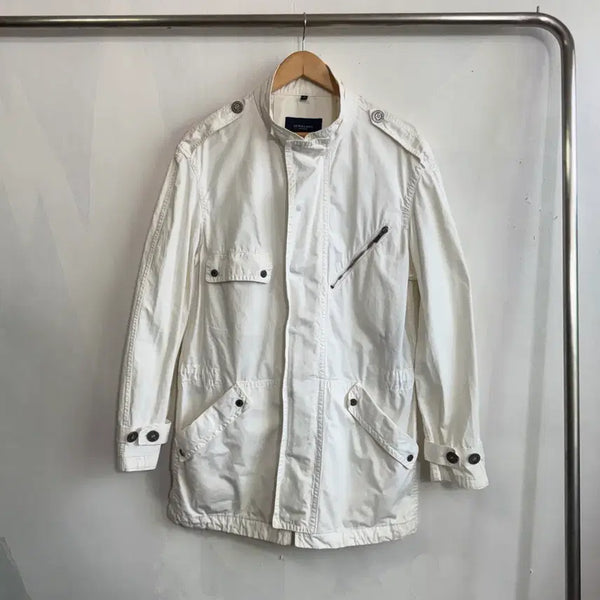 [BUNJANG] Burberry London White Jacket Size 100 / 버버리 런던 화이트 자켓 100사이즈