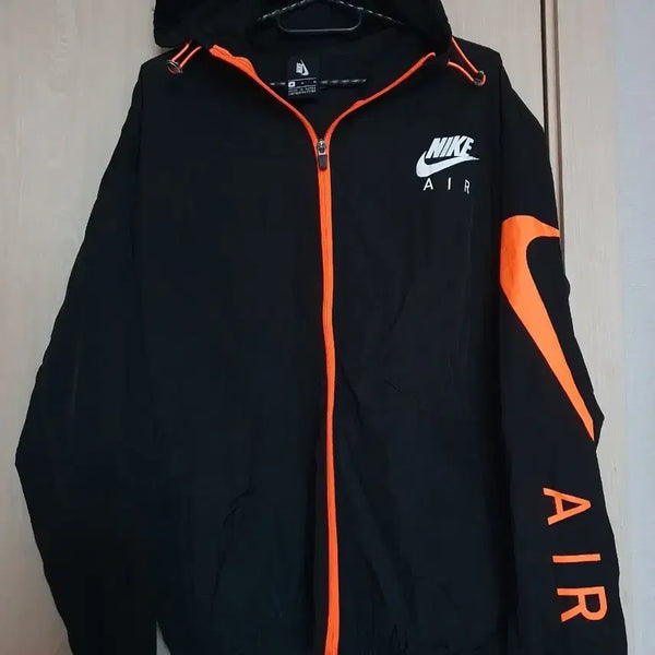 [BUNJANG] Nike Windbreaker Jacket Black/Orange M Unisex / (새상품) 나이키 바스락 바람막이 블랙/오렌지 M사이즈_남여공용 윈드자켓