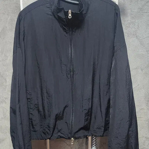[BUNJANG] JK Logo Black Windbreaker Zip-Up Jacket / JK 로고 블랙 바람막이 집업 자켓