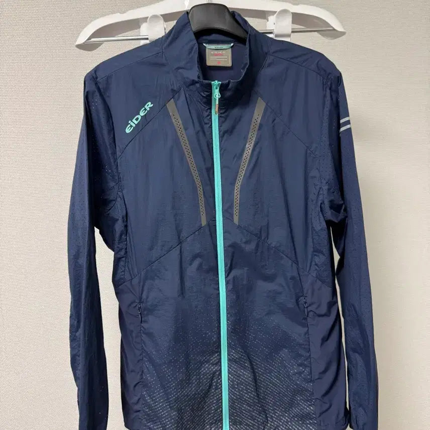 [BUNJANG] Eider Lightweight Windbreaker Jacket - Size M / 아이더 경량 바람막이 자켓 M