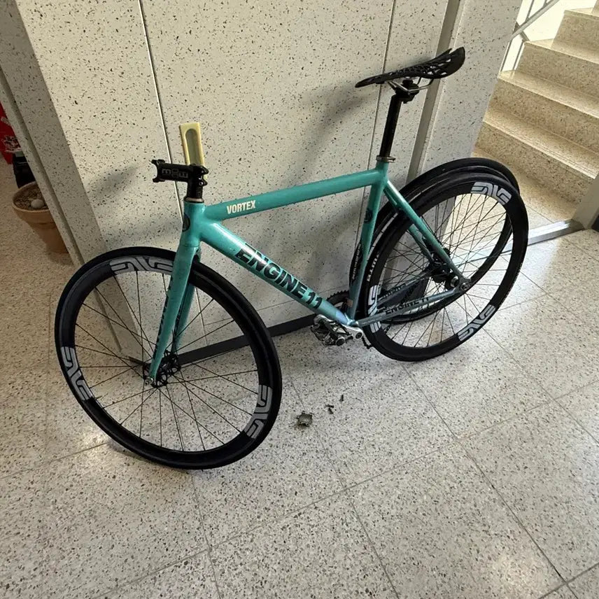 [BUNJANG] Engine 11 Vortex Fixed Gear Bicycle / 엔진 11 민텍스 반차 팔아요