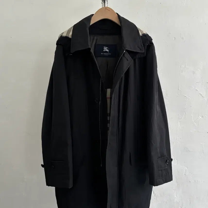 [BUNJANG] Burberry Black Hooded Coat / Burberry 버버리 블랙 후드 코트