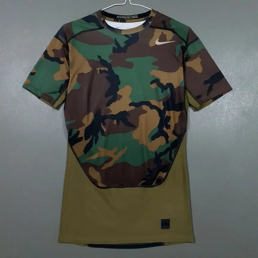 [BUNJANG] Nike Pro Combat Hypercool Compression Camo Short Sleeve T-Shirt - Large / 나이키 프로 컴뱃 하이퍼쿨 컴프레션 숏슬리브 카모 반팔티 L