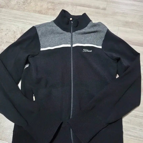[BUNJANG] Titleist Golf Wear Windproof Zip-Up Knit Black / 타이틀리스트 골프웨어 방풍집업 니트 블랙