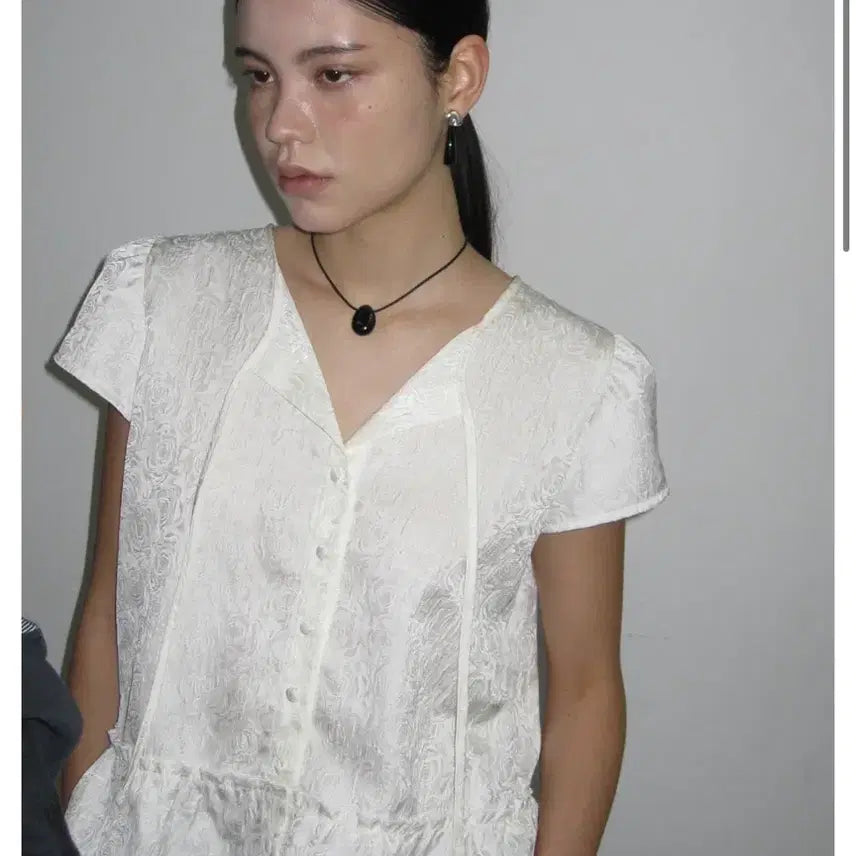 [BUNJANG] Widmining Blouse / 위드미닝 블라우스