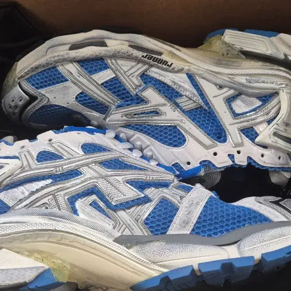 [BUNJANG] Balenciaga Runner Sneakers White Blue / 발렌시아가 러너 스니커즈 화이트 블루