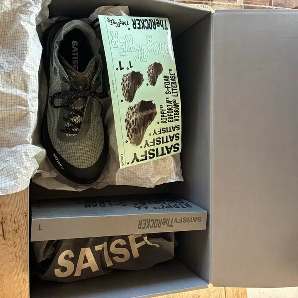 [BUNJANG] Satisfy The Locker Sneakers Size 255 / 세티스파이 더 로커 운동화 255
