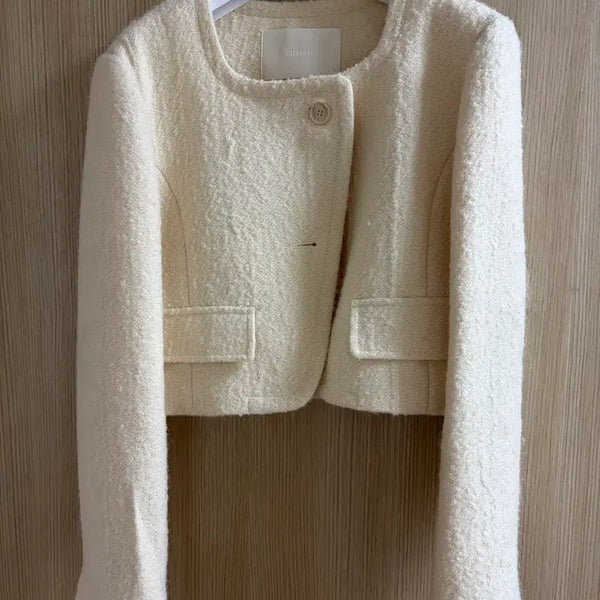 [BUNJANG] ahwe Cropped Tweed Jacket / ahwe 아위 크롭 트위드자켓
