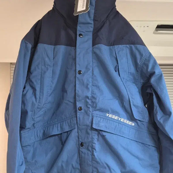 [BUNJANG] Yeseyesee Two-Tone Windbreaker Jacket / 예스아이씨 yeseyesee 투톤 윈드브레이커