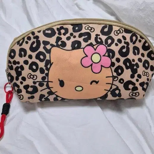 [BUNJANG] Hello Kitty Leopard Pouch / 헬로키티 파우치 레오파드