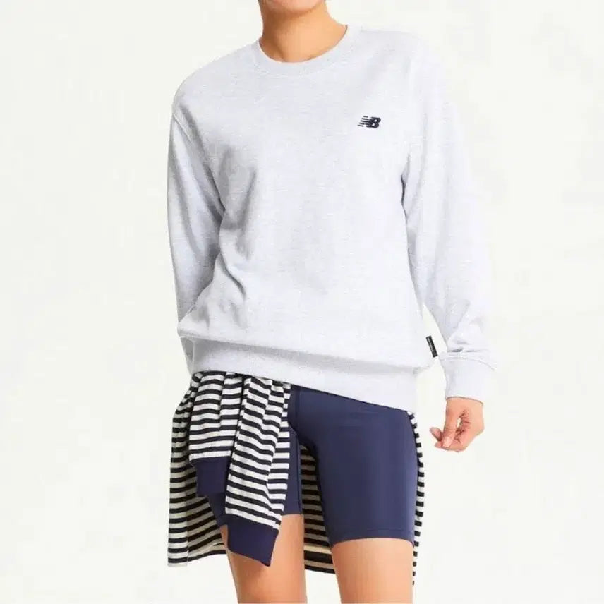 [BUNJANG] New Balance Classic Sweatshirt Light Grey / 뉴발란스 클래식 맨투맨 라이트그레이