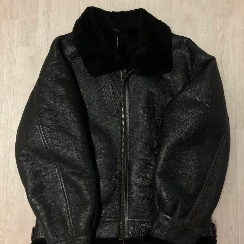 [BUNJANG] Genuine Leather B3 Shearling Bomber Jacket Black / 리얼 가죽 B3 무스탕 블랙 밀리터리 워크웨어