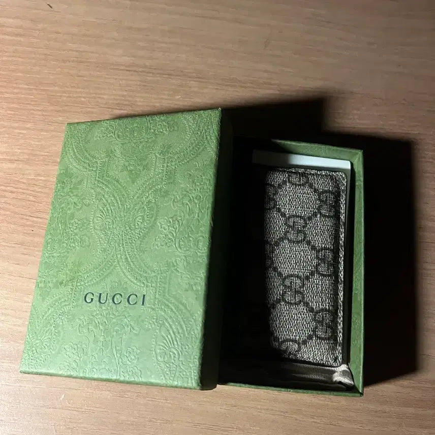 [BUNJANG] Gucci Supreme Card Holder / 구찌 수프림 카드지갑