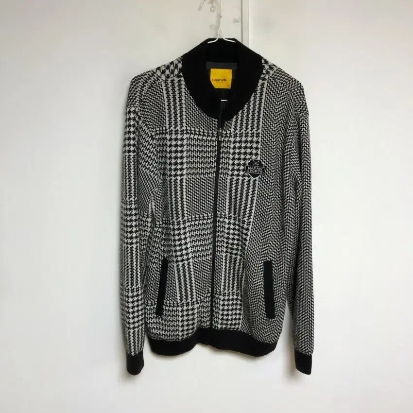 [BUNJANG] Mako Men's Zip-Up Jacket 100L / 마코 남성 집업 자켓 100L@9910