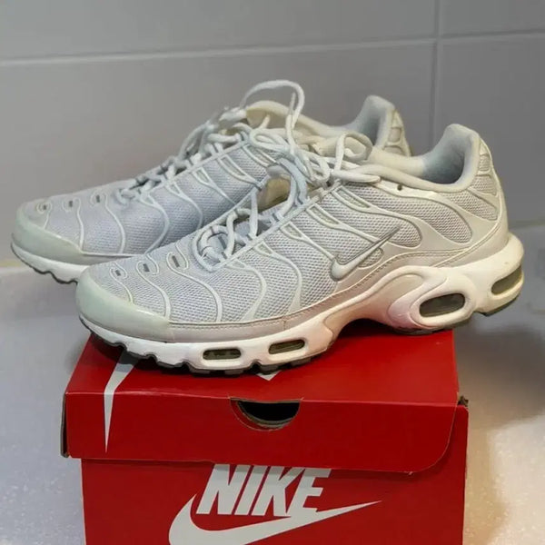 [BUNJANG] Nike Air Max Plus TN Triple White / 나이키 에어맥스 플러스 TN 트리플화이트