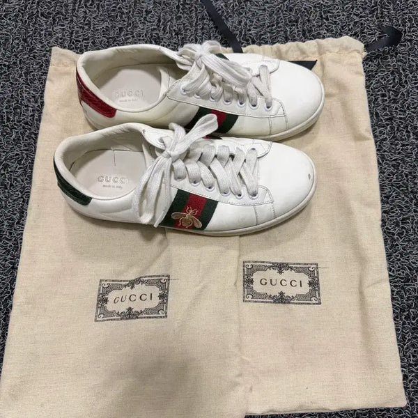 [BUNJANG] Gucci Ace Sneaker White Bee Embroidery / 구찌 스니커즈 화이트 꿀벌 자수