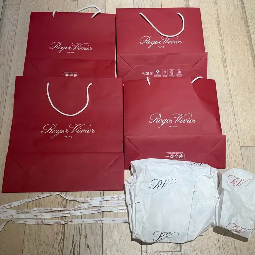 [BUNJANG] Roger Vivier Shopping Bag Set / 로저비비에 쇼핑백 끈 속지 일괄팝니다