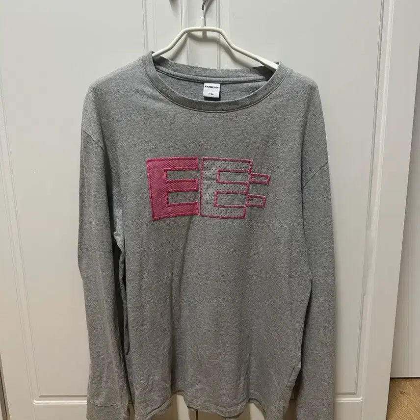 [BUNJANG] EN BLUES Pixel Logo Boxy LST (Grey) / 엔조블루스 픽셀 로고 박시 LST (Grey)