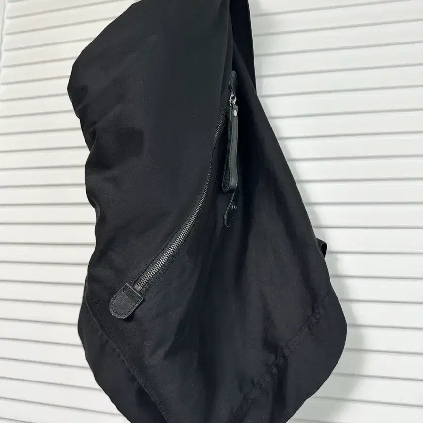 [BUNJANG] Hatching Room Duffle Backpack / 해칭룸 더플 백팩